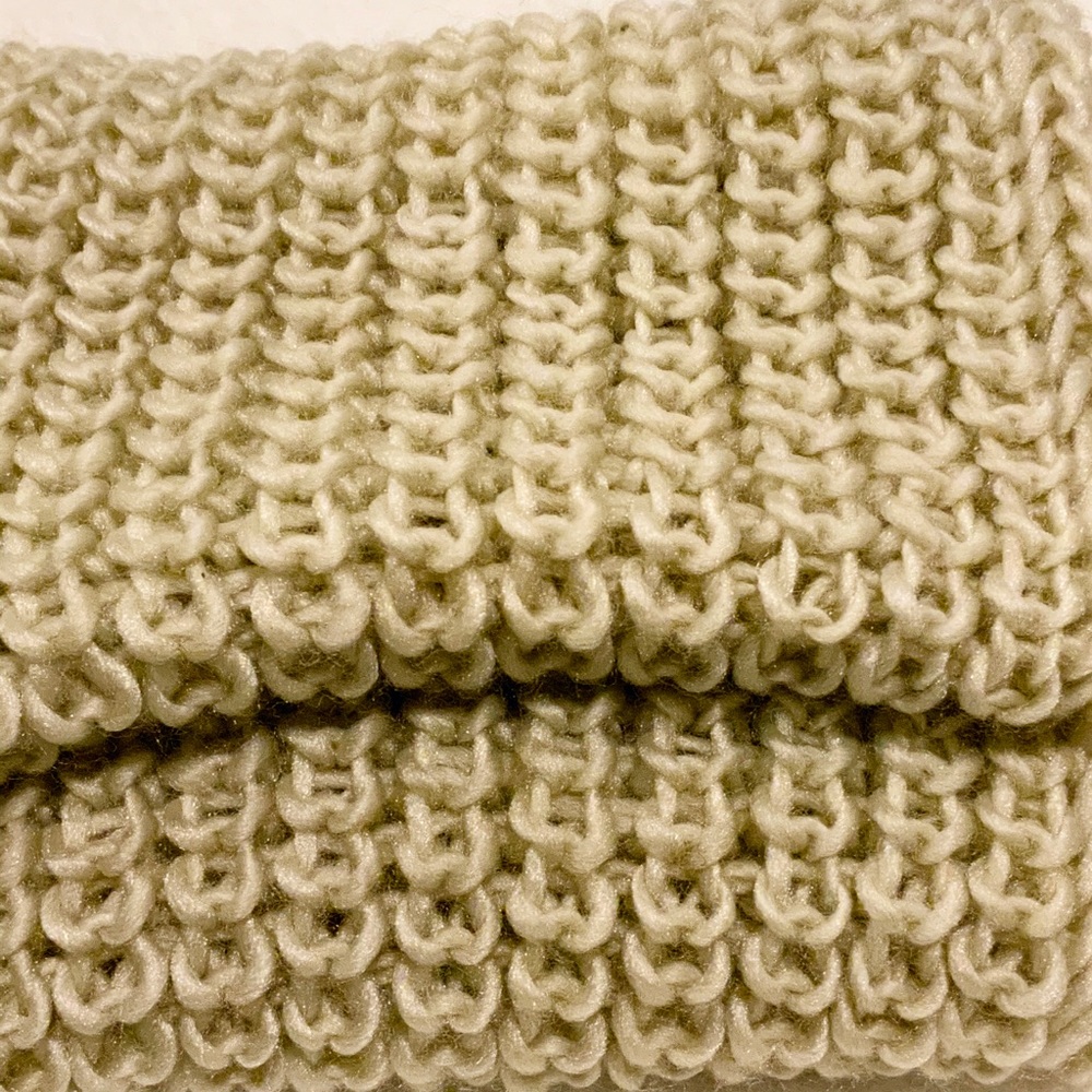 Scarf - Picture 2 of 4